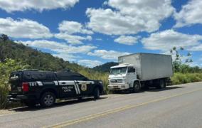 O caminhão foi interceptado na região de Camamu