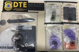 Ação da Polícia Civil resultou na apreensão de cocaína, celulares, balança e material relacionado ao tráfico