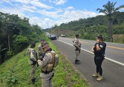A operação também localizou um drone e um sistema de câmeras usados por criminosos para monitorar vias públicas.