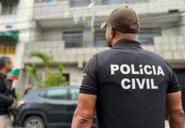 A vítima com deficiência mental foi assassinada por engano com cerca de 20 golpes de faca no bairro Expansão Feira IX