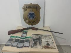 Ação da Delegacia de Repressão a Furtos e Roubos resultou na apreensão de cinco aparelhos, uma pistola e uma espingarda