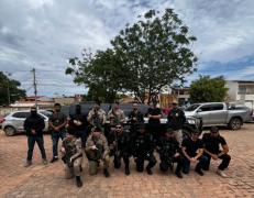 A ação integrada das Polícias Civil e Militar resulta na prisão de dois alvos, incluindo a liderança local do grupo criminoso