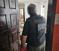 Os crimes foram praticados em Salvador; a mulher se aproveitava da boa-fé e da vulnerabilidade das vítimas para realizar empréstimos com seus dados pessoais