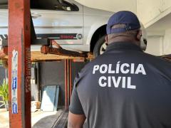 Doze mandados de busca e apreensão são cumpridos em Imbassaí, resultando em apreensões e condução de suspeitos