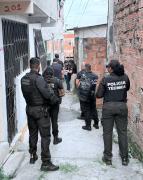 A ação integrada entre Bahia, São Paulo e Ministério da Justiça apreende dispositivos eletrônicos e interrompe condutas ilícitas em ambiente virtual