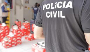 Polícia Civil apreende mais de R$ 2 milhões em produtos falsificados durante a Operação Contraface em Feira de Santana