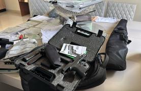 Na ação, dezenove mandados de busca foram cumpridos, além de prisões em cinco cidades e da desarticulação de um esquema interestadual de munições