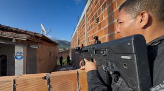 Ele é investigado por atear fogo na casa da ex-companheira