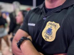 As vítimas são a prima e a companheira dos suspeitos