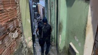 Mandados judiciais são cumpridos contra integrantes do núcleo logístico de esquema criminoso envolvendo canetas emagrecedoras