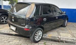 A ação cumpriu mandados judiciais e resultou em prisão em flagrante e apreensões