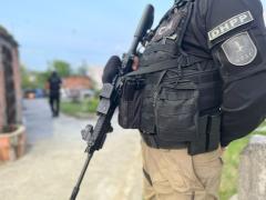 Polícia Civil cumpre mandados judiciais durante a segunda fase da Operação Dead Hand em Salvador