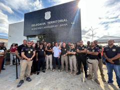 Seis novas estruturas Policiais foram inauguradas em 2026. Autoridades estaduais e municipais participaram da entrega