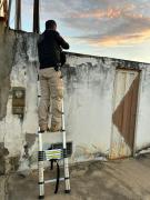 A ação conjunta das Polícias Civis da Bahia e de São Paulo resultou em prisões em Condeúba e Cotia, além da apreensão de armas e outros materiais ligados à organização criminosa