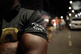 A ação foi realizada no Carnaval de Salvador pela Polícia Civil, através de equipes do DENARC