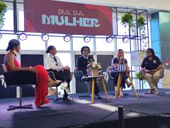 Cerca de 120 pessoas participaram do evento, proporcionando espaço de escuta, troca e orientação