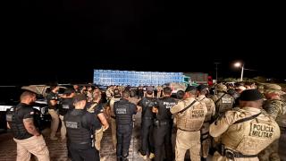 A ação policial é decorrente de investigações que apuram os crimes de homicídio e tentativa de homicídio ocorridos em janeiro de 2024 na cidade