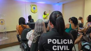 O evento reuniu cerca de cinquenta mulheres, entre servidoras e convidadas