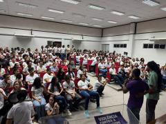 Cerca de 300 estudantes interagiram a respeito de exemplos práticos de violência doméstica