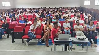 Cerca de cem alunos participaram do evento de conscientização