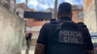 A ação integrada com a Polícia Civil do Mato Grosso busca desarticular um grupo que invadia dispositivos para furtar dados bancários