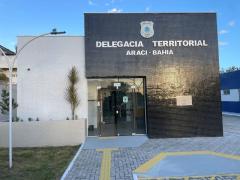 Polícia Civil aprende em Araci veículo com sinal identificar adulterado