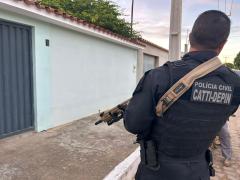 A ação da Polícia Civil teve como objetivo desarticular um grupo criminoso voltado para o tráfico de drogas no município e região