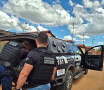 A vítima foi atingida por socos e chutes na cabeça 