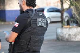 O homem possui histórico policial por outros atos análogos