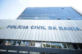O crime ocorreu em 2025. O casal suspeito foi localizado na cidade de Santana