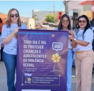 O evento reuniu cerca de 500 pessoas em mobilização de combate ao abuso e à exploração sexual de crianças e adolescentes
