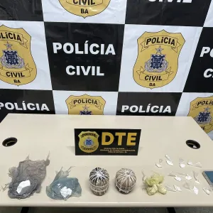 Materiais apreendido em delegacia