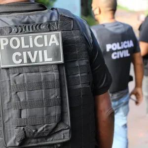 Policiais em campo