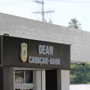 Fachada da DEAM de Camaçari