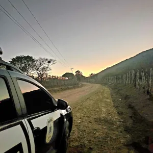 Ele é acusado de descumprimento de medida protetiva de urgência