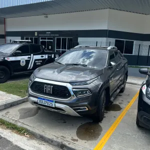 O veículo foi localizado em um ferro velho na Estrada Cia/Aeroporto