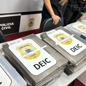 Operação Tela Fria