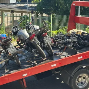 Na ação, quatro motocicletas foram apreendidas
