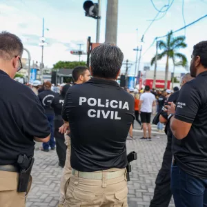 Com o uso de tecnologia, investigação e presença estratégica, a Polícia Civil forma a tríade da segurança no evento que movimenta a maior cidade do interior da Bahia