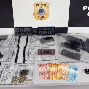 dois suspeitos presos