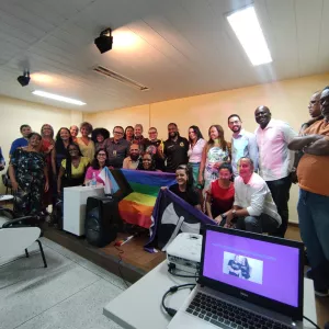 Policiais em palestra
