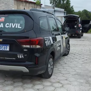 Polícia Civil prende acusado de homicídio em Alcobaça