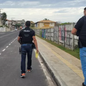 Policiais em diligência