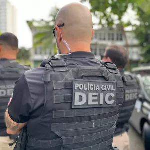 Policial do Deic