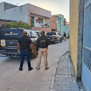 Policiais em diligência