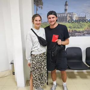 Deltur localiza e devolve pertences a turistas da Suíça em Salvador