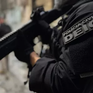 Operação Usurarius cumpre mandados contra investigado por agiotagem e fraudes em licitações em Vitória da Conquista