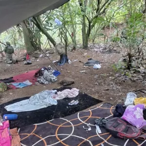 Forças Policiais desmontam acampamentos montados por integrantes de uma facção na região de São Félix 