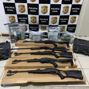 Operação Orion Scorpii fecha três lojas, apreende R$ 200 mil e armas de calibre restrito em ação integrada