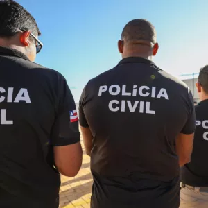 Polícia 